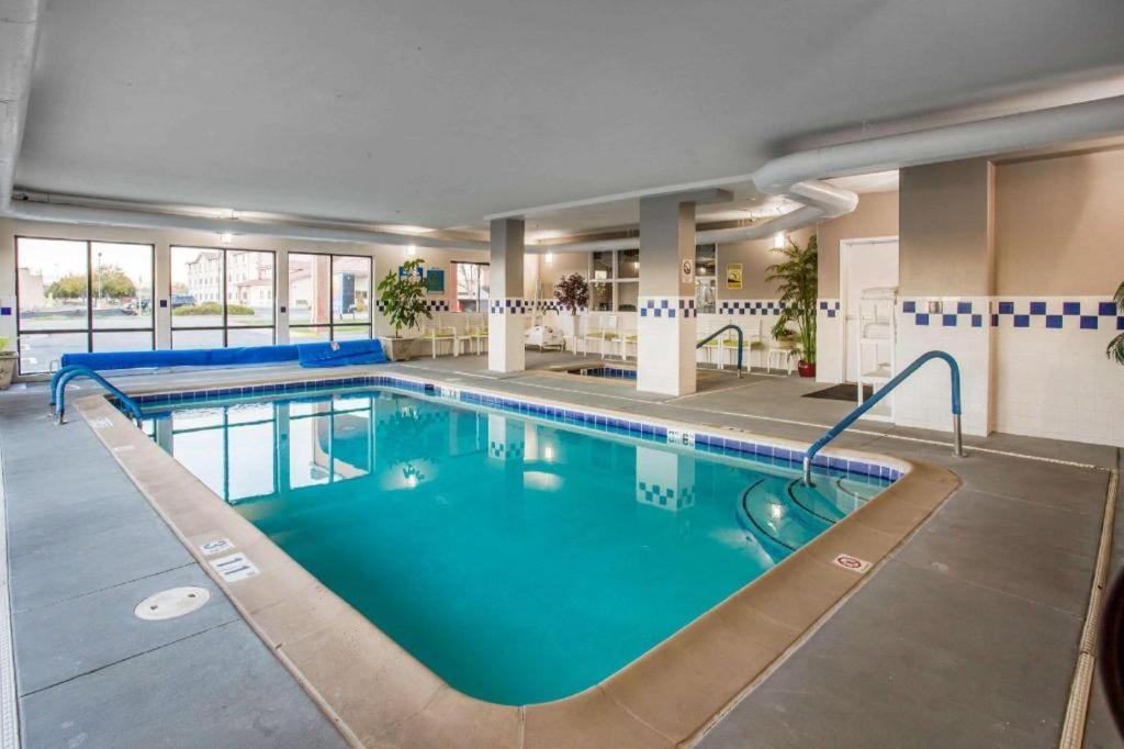 Hotel Comfort &