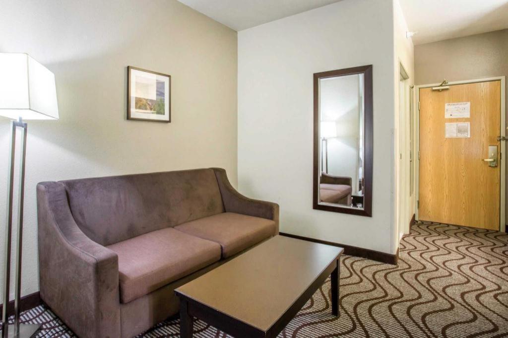 Hotel Comfort & 2*